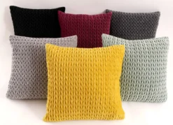 Kissen PLAITED