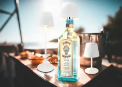 Tischleuchte TILA LED AKKU